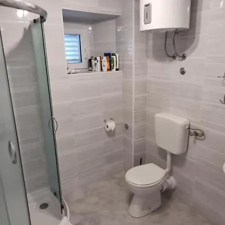Vlaho Apartamento *