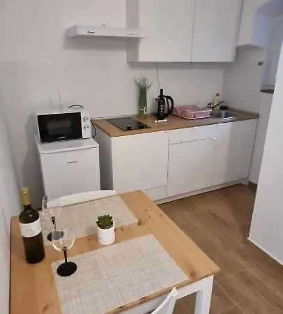 Vlaho Apartamento *